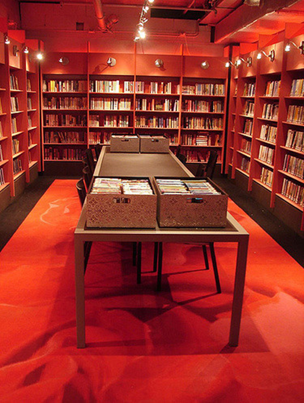 Figura 12. Biblioteca Dok, Delft (Autor: Jenny Levine. Llicència CC BY-NC-SA 2.0)