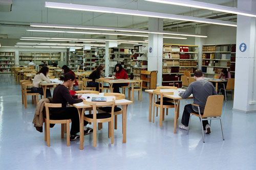Biblioteca de la Facultat de Biblioteconomia i Documentació (març de 2005)